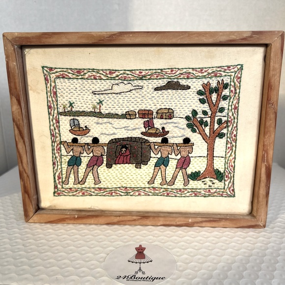 Aarong Needlepoint Art - Picture 1 of 9